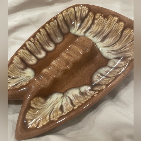 unbranded Other - Vintage MCM drip style Pottery Leaf-Shaped Ceramic Ashtray circa 1960s signed